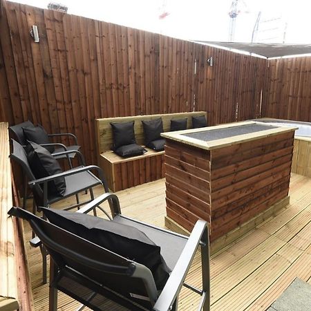 Апартаменти Slps 14 Hot Tub, Bar & Outdoor Terrace Манчестер Екстер'єр фото